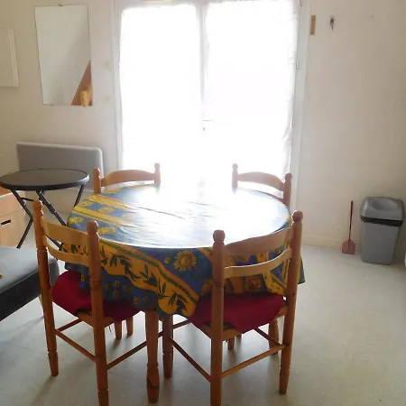 Maison Vendéenne Avec Piscine Privée, Proche Plage, 5 Personnes - Fr-1-476-191 * La Faute-sur-Mer