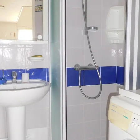 Maison Vendéenne Avec Piscine Privée, Proche Plage, 5 Personnes - Fr-1-476-191 * La Faute-sur-Mer