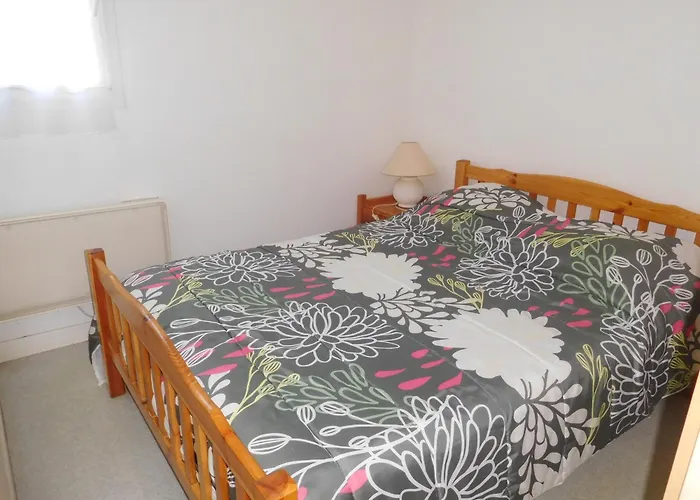 Maison Vendéenne Avec Piscine Privée, Proche Plage, 5 Personnes - Fr-1-476-191